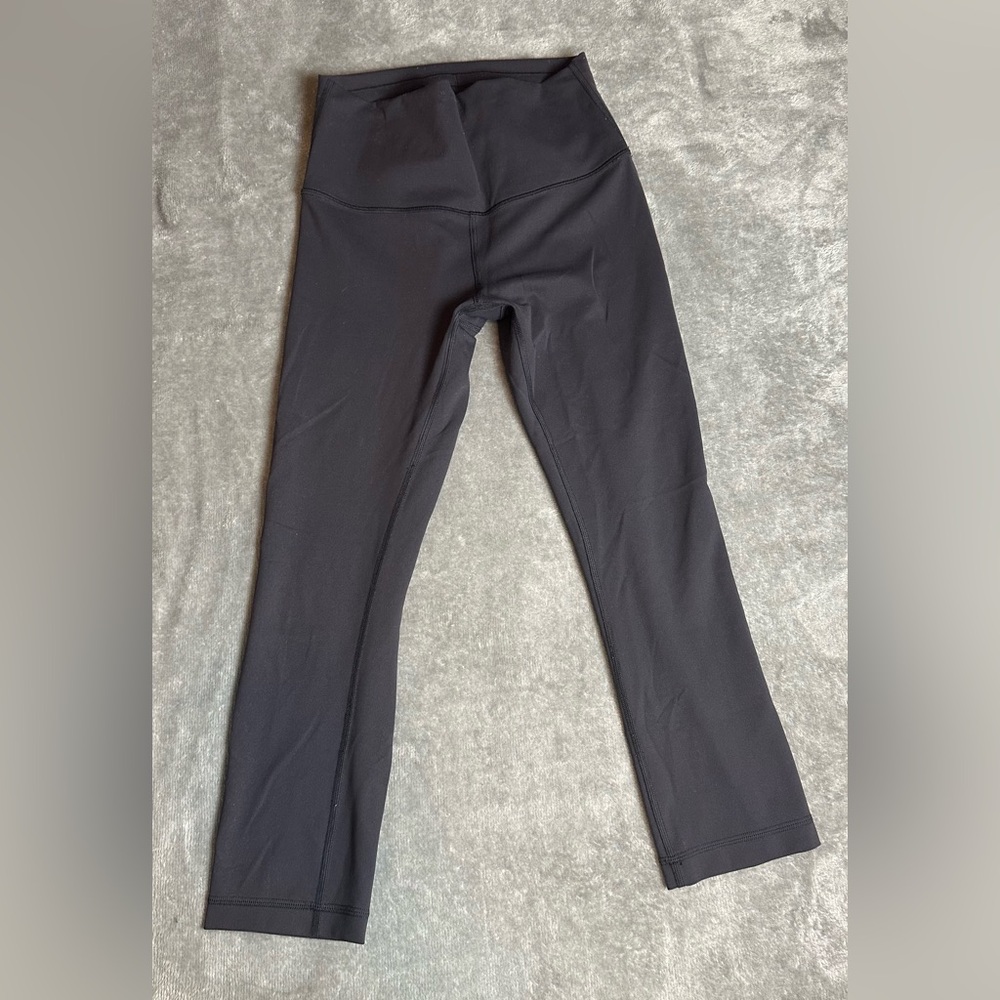 Lulu Lemon Cropped Black Leggings